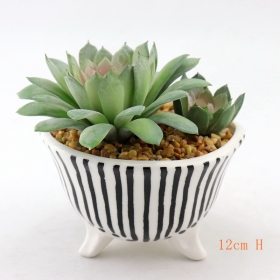 Mini-Keramikpflanzgefäß und Töpfe mit Fuß