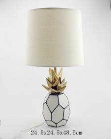 Keramik Ananas Lampe